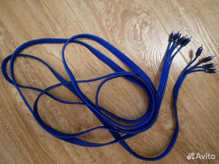 Провод для усилителя, зеркало с монитором