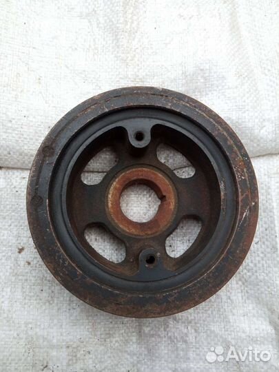 Toyota Land Cruiser Prado шкив коленвала