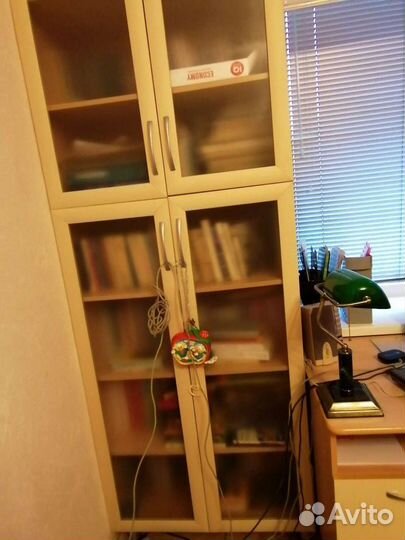 Письменный стол, 2 книжных шкафа