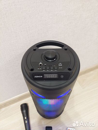 Колонка портативная bluetooth Новая