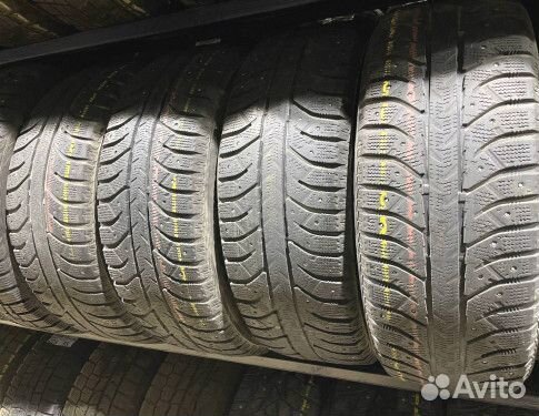 Bridgestone Ice Cruiser 7000 215/60 R17 97N