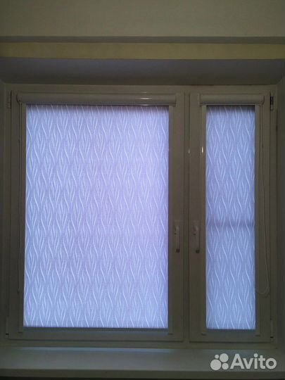 Жалюзи и рулонные шторы на окна