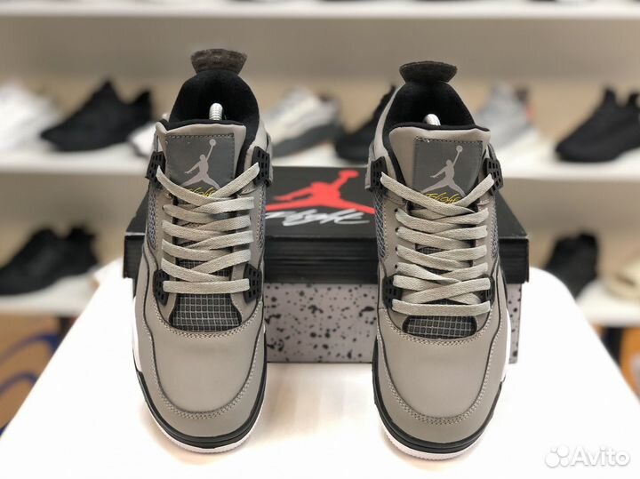 Кроссовки Nike Air Jordan 4