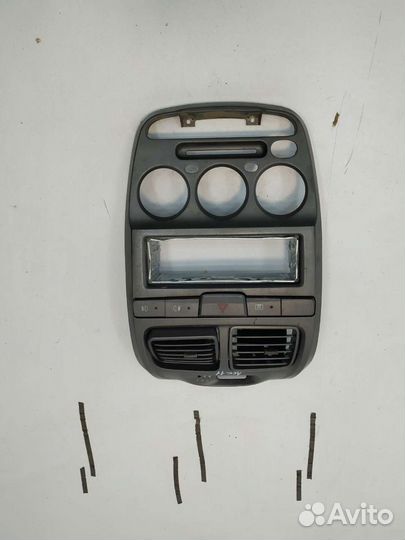 Hyundai Accent блок управления печкой подстаканник