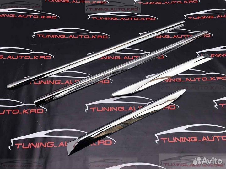 Молдинги дверей Lexus LX 570 W3477