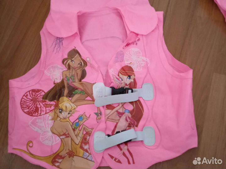 Плавательный жилет для ребёнка