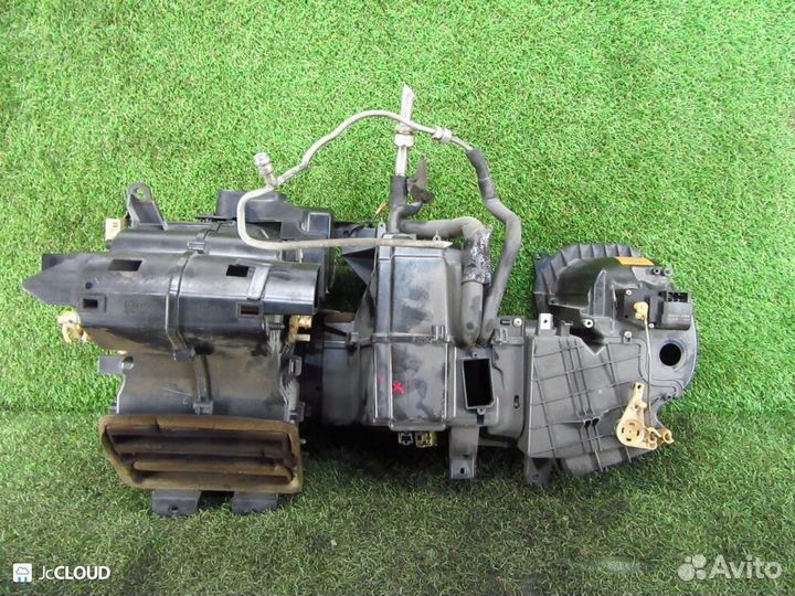 Корпус печки на mazda bongo SKF2VN RF