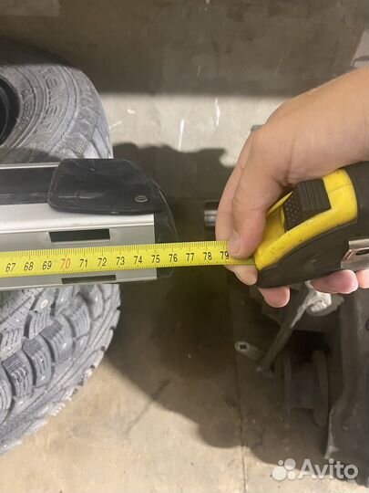 Крепление для лыж и сноуборда thule