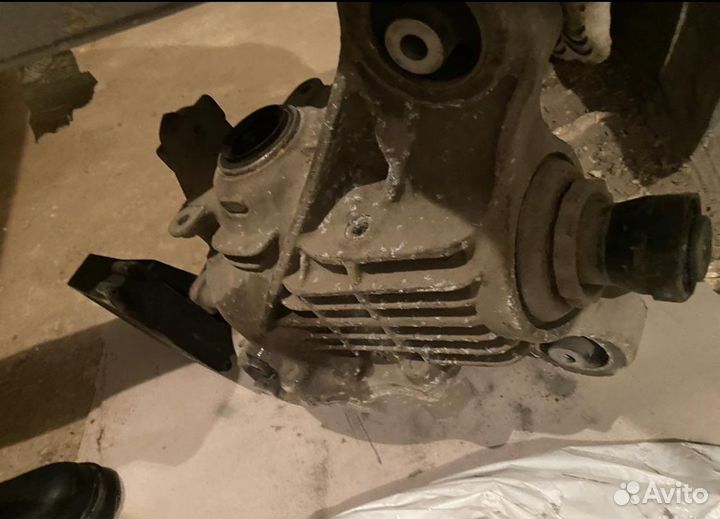 Редуктор на Ленд Ровер Рендж Ровер Спорт