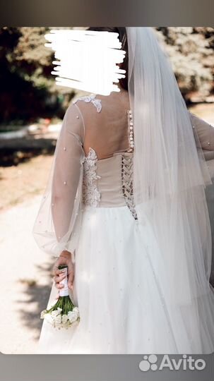 Свадебное платье