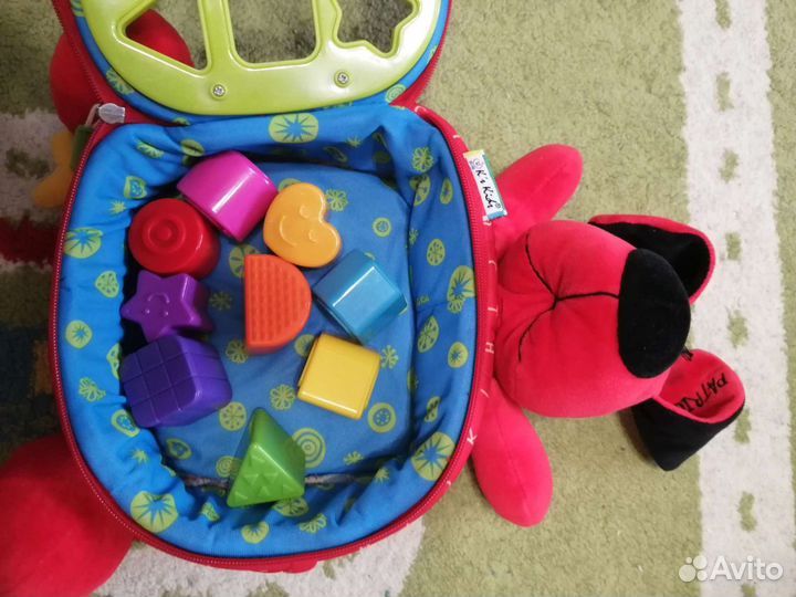 Игрушки развивающие, музыкальные, интерективные