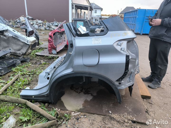 Задняя часть Suzuki Vitara панель четверть