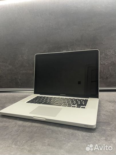 Apple MacBook Pro 15 Late i7/8Gb/SSD 256Gb