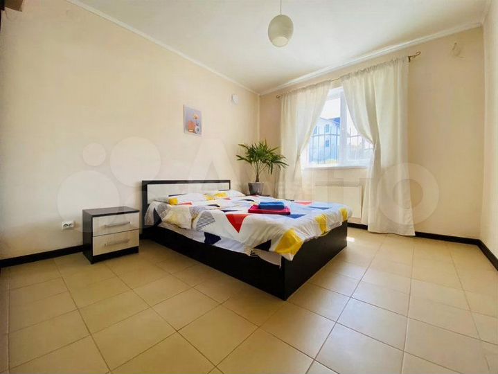 Продажа гостиницы 240 кв м на участке 6 соток в тсн 