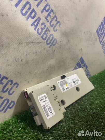 Усилитель антенны задний правый Bmw 750I седан 4.8