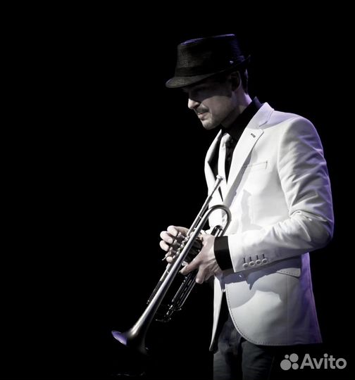 Уроки игры на трубе, преподаватель по трубе