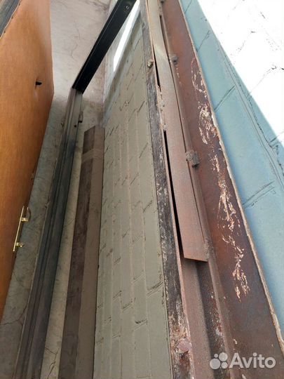 Дверь входная железная бу