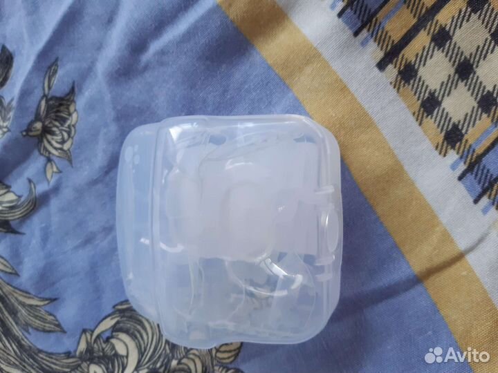 Накладки на грудь