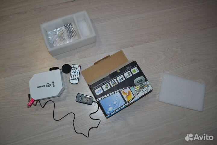 Проектор Byintek BT300