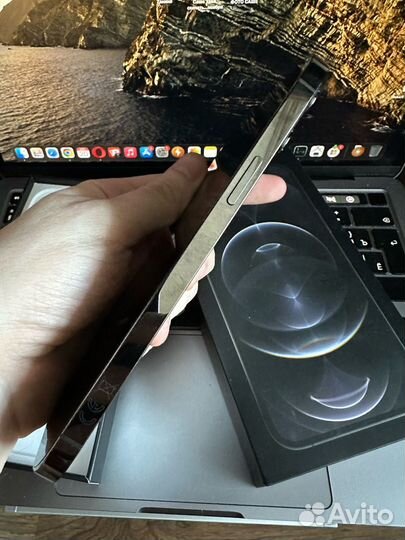iPhone 12 Pro Max, 256 ГБ