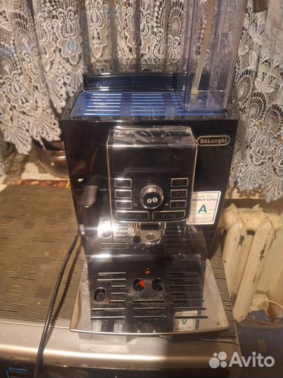 Кофемашина delonghi