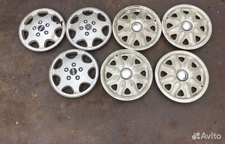 Колпак на колесо пластик и металл хром