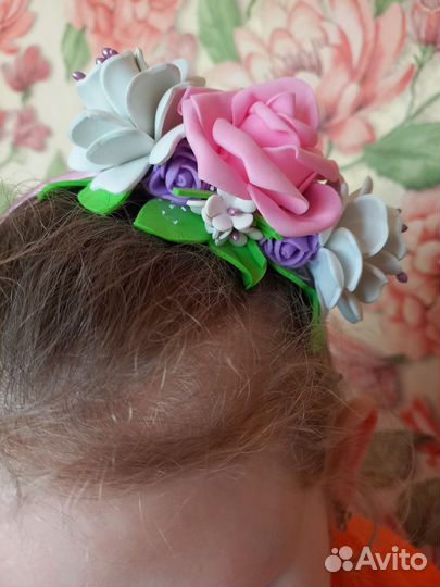 Ободок с цветами