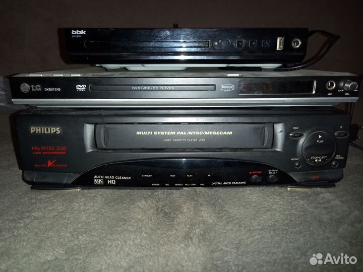 Видеомагнитофон panasonic