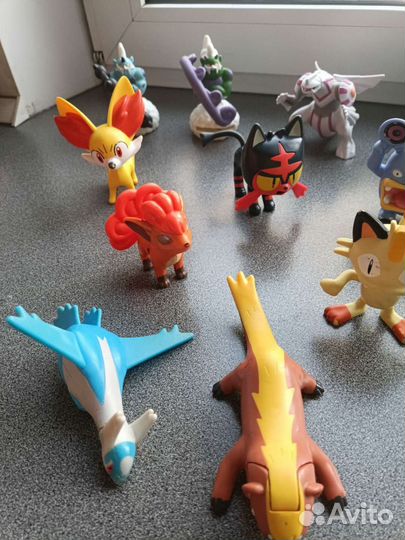 Покемоны набор из 23-х шт Макдональдс