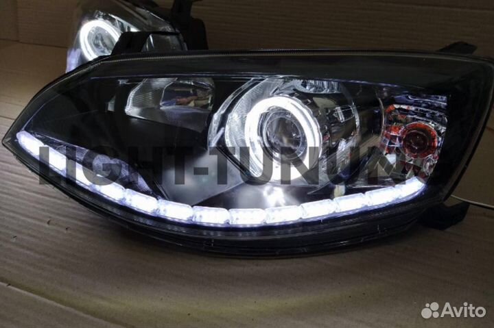 Фары Калина 2 с линзами и бегающим поворотником