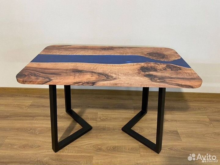 Стол кухонный 'Silver Chip'