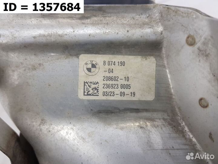 Насадка выхлопной трубы глушителя правая BMW X7