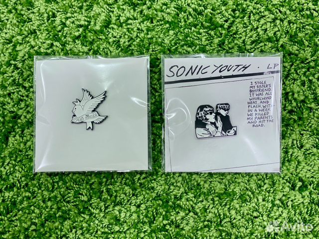 Металлические значки Little Pins