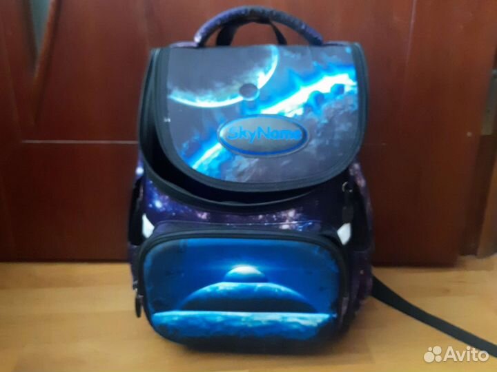 Школьный рюкзак