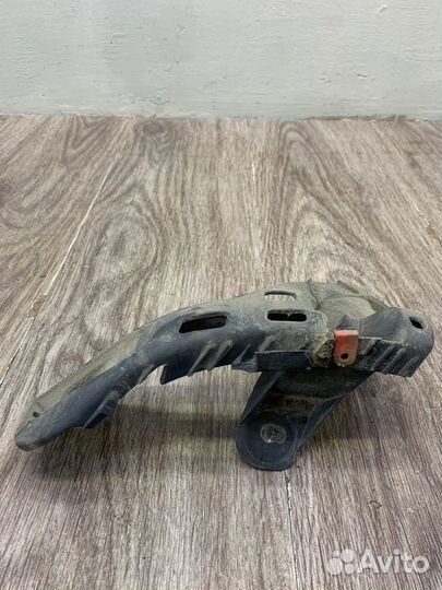 Крепление бампера заднее правое Opel Astra H