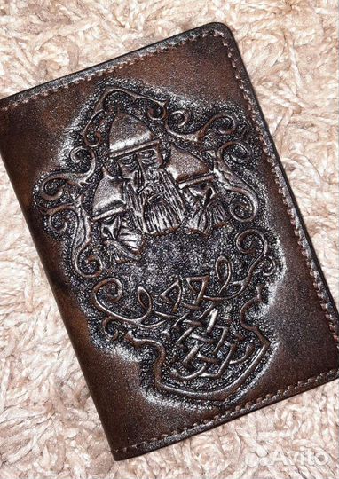 Обложка на паспорт кожаная