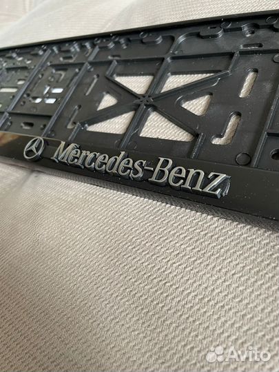 Номерные рамки Mersedes-benz