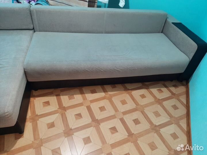 Угловой диван