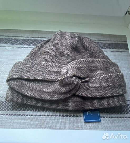 Шапка новая демисезонная (осень, зима )