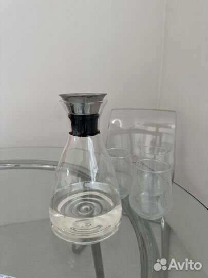 Графин и бокалы