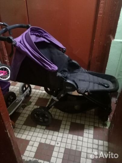 Прогулочная коляска