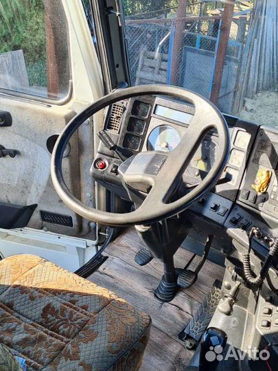 МАЗ 5440 с полуприцепом, 2012