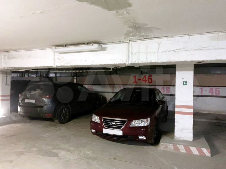 Машиноместо, 14 м²