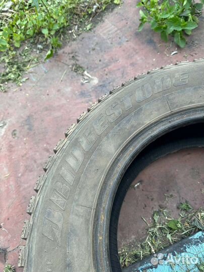 Bridgestone Ice Cruiser 7000 185/70 R14