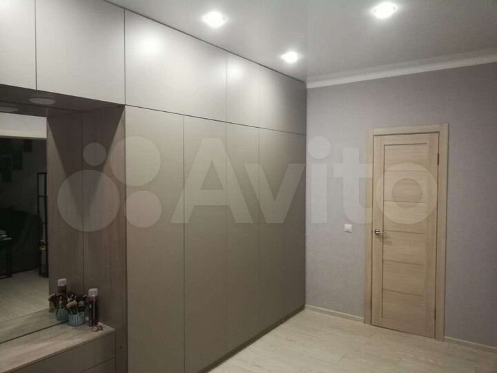 2-к. квартира, 63 м², 5/5 эт.