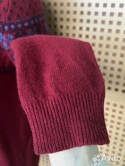 Свитер женский Marie Lund L