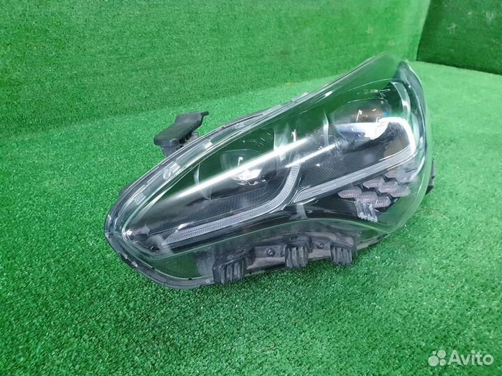 Фара левая Kia Stinger