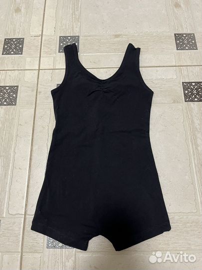 Купальник спортивный черный, размер 122, 7 лет