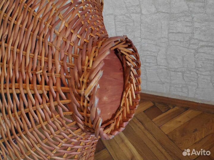 Корзина плетённая для подарков