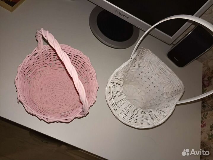 Корзины плетёные для подарков и цветов б/у